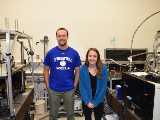 mentor and intern in lab